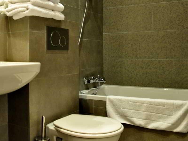 Hotel Floridor Etoile อุลเน-ซู-บัว ภายนอก รูปภาพ