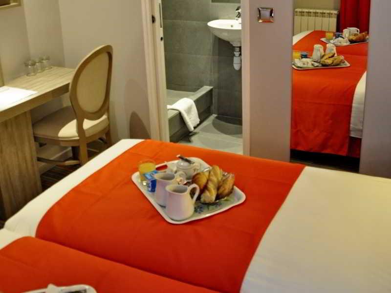 Hotel Floridor Etoile อุลเน-ซู-บัว ภายนอก รูปภาพ